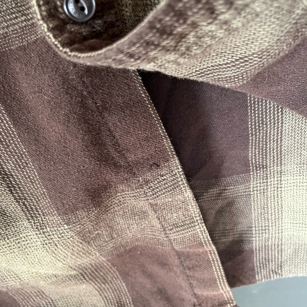 Levi's Brown and Green Flannel Plaid Shirt - Picture 5 of 6